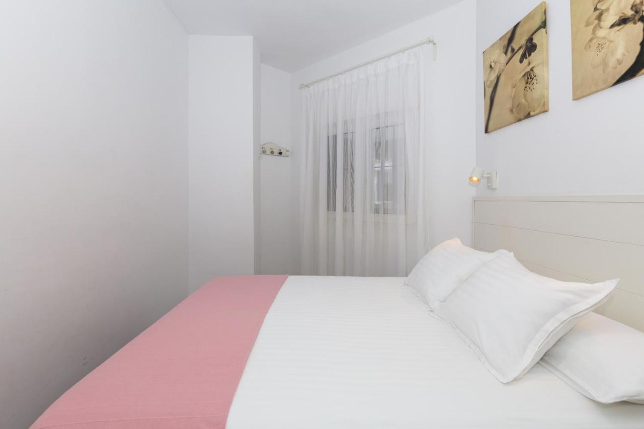 Lovely Seaview Apartment ベナルマデナ エクステリア 写真
