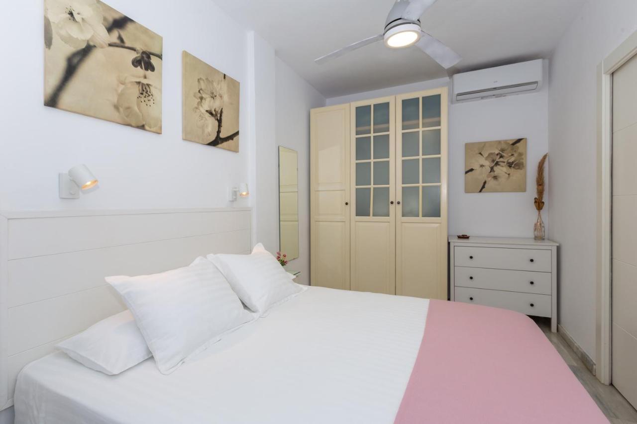 Lovely Seaview Apartment ベナルマデナ エクステリア 写真