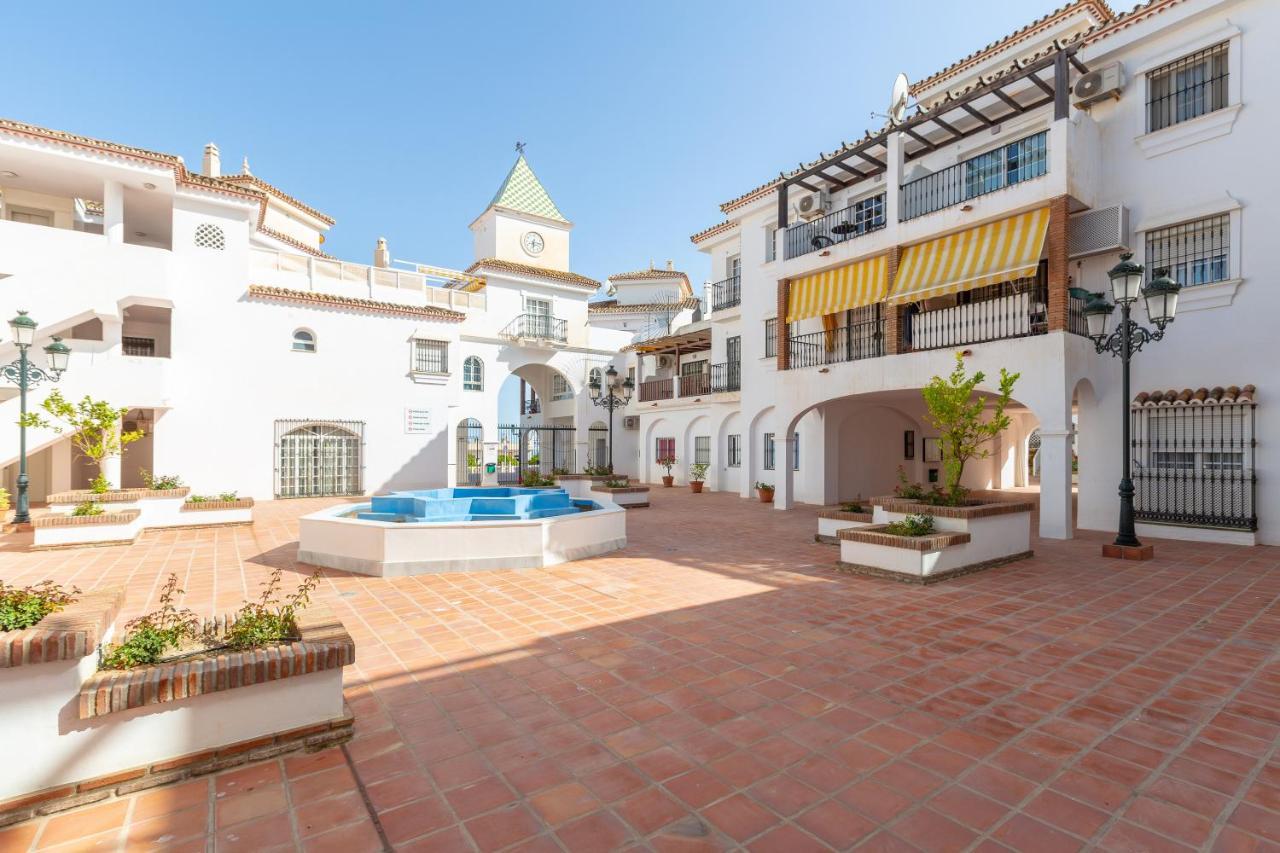 Lovely Seaview Apartment ベナルマデナ エクステリア 写真